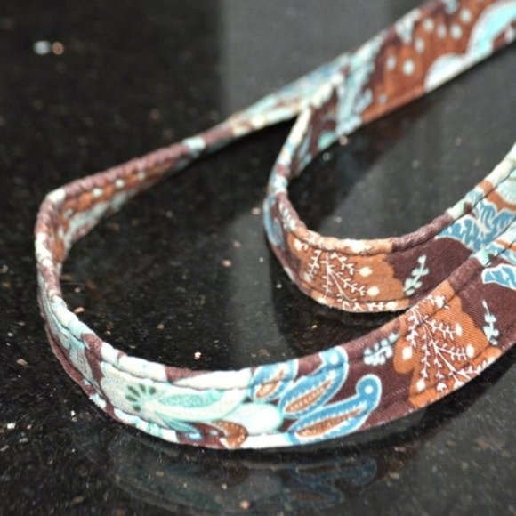 VERA BRADLEY // Paisley Print Quilted Spacious Tote Bag - Picture 7 of 10